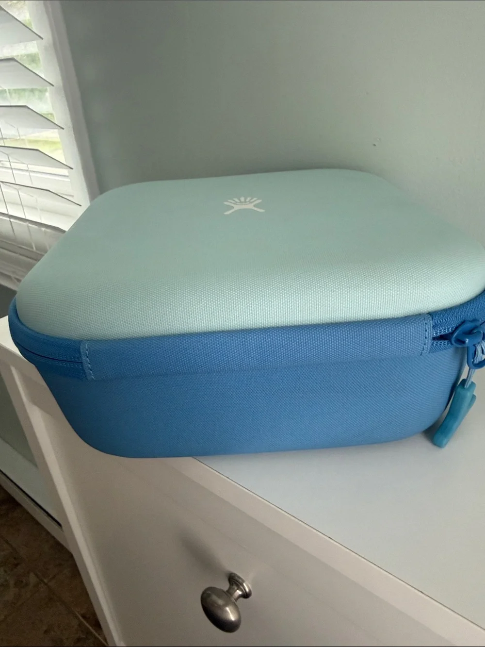 Hydro Flask Two-Tone Aqua and Sky Blue Lunch Case